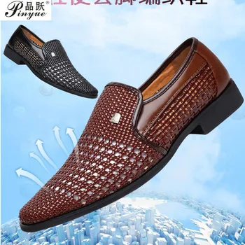 

Summer male leather sandals breathable sandals for Middle-aged mens Hollow out Business office shoes mens leather sandal