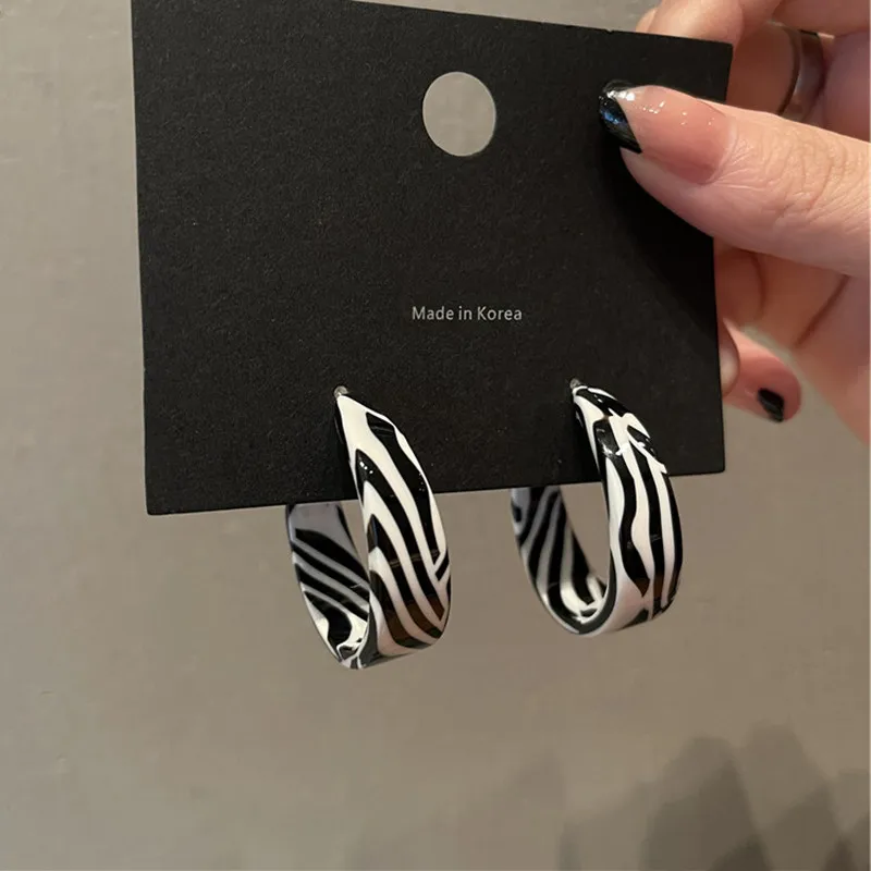Fashion Exaggerated Zebra Pattern Acrylic Earrings For Women Personality Hypoallergenic Ear Ring Party Jewelry 2021 New Trend | Украшения и