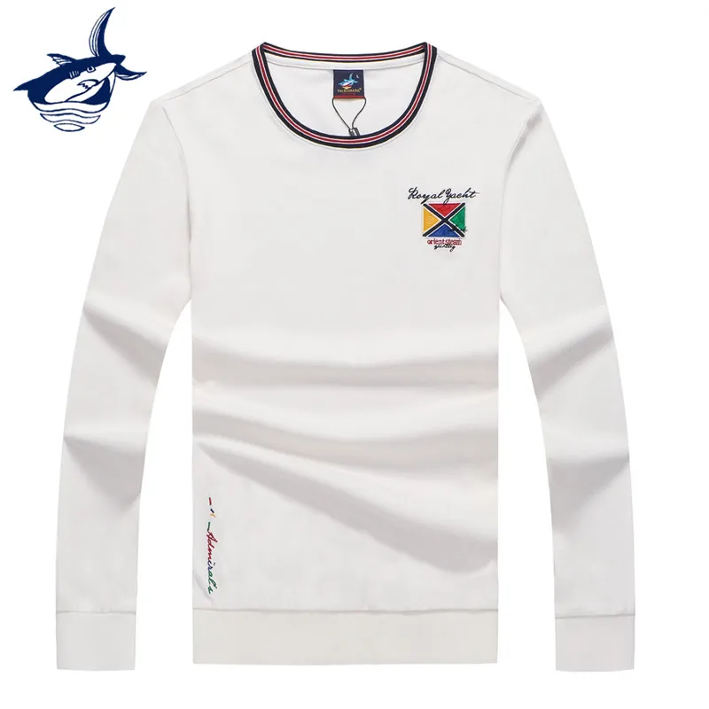 Мужская футболка с длинным рукавом круглым вырезом и вышивкой | одежда