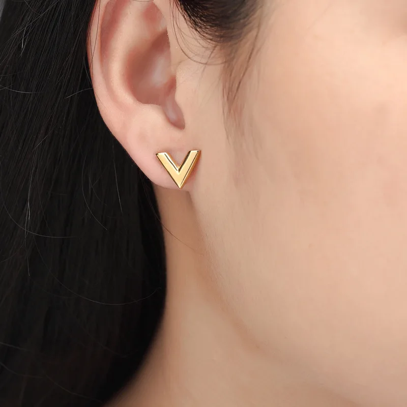 Gold Plated Stud Earring Letter v