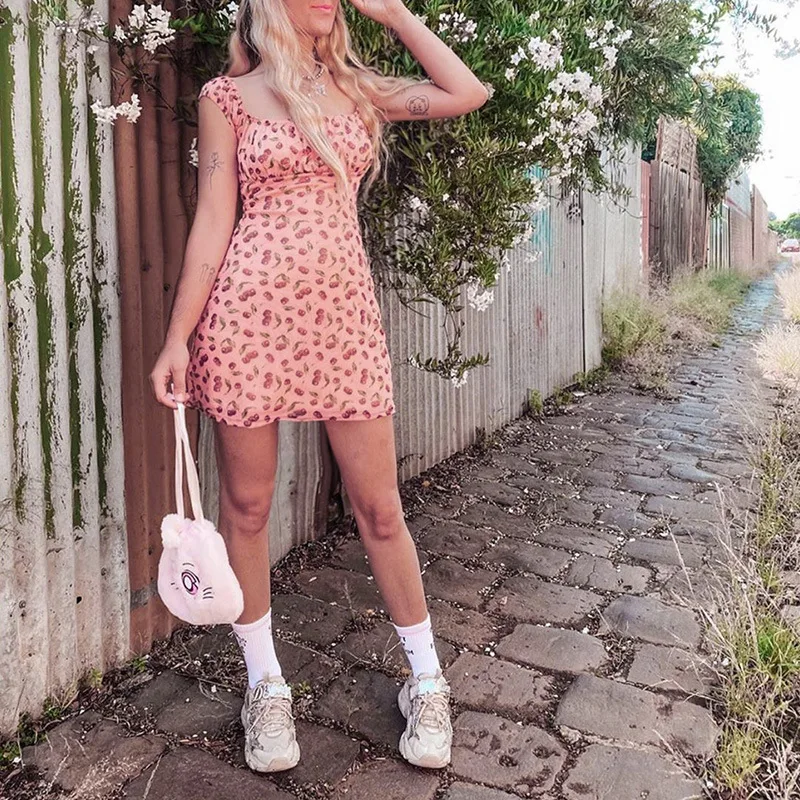 French Romance Retro Dresses Women Casual Cherry Print Square Collar Dresses Ruffles Puff Sleeve Mini Sweet Dresses Lady 2020