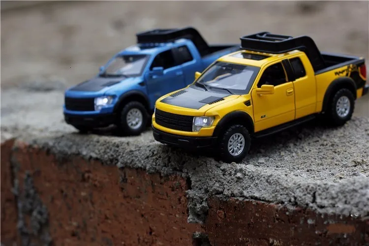 1:32, Ford Raptors, сплав, модель автомобиля, игрушка, оттягивается, флеш-музыка, литье под давлением, металлические пикапы, модель, классический американский автомобиль для мальчиков