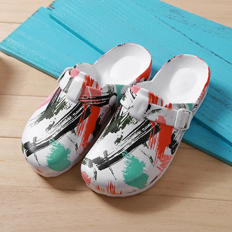 

Scrub Shoes Operating Room Indoor Slippers EVA Protective Shoe Medical Workwear Non-slip Puncture Resistant Cartoon Nurse Shoes
