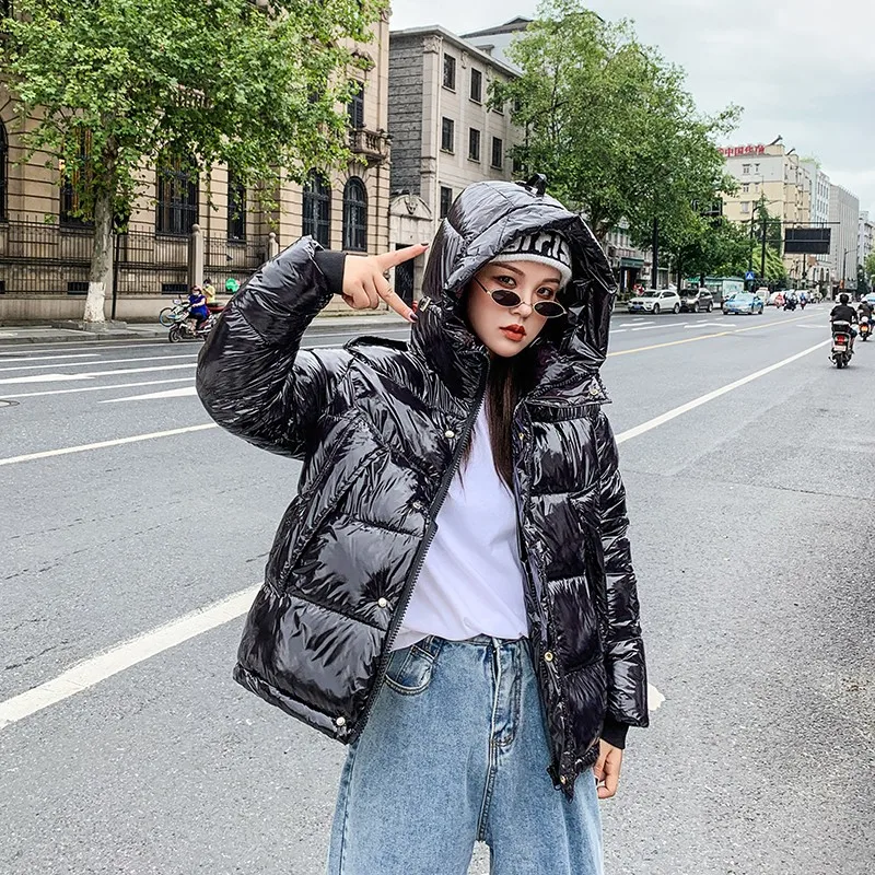 

New Winter Women Short Parkas Hooded Jacket Warm Coat Loose Design Street Outwear Down Cotton Parka Daunenjacke Damen Jaqueta