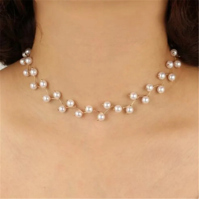 

WKOUD Korean Pearl Clavicle Chain Female Choker Short Necklace Collar Neck Belt Simple Neck Jewelry Neck Chain Harajuku Jewlery
