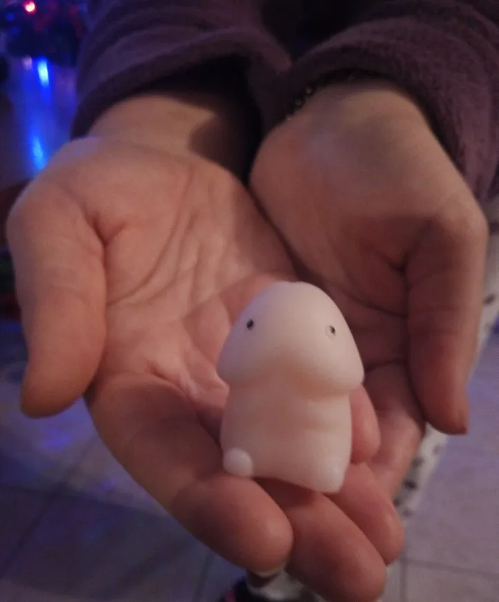 UTB8LhcqGmnEXKJk43Ubq6zLppXac