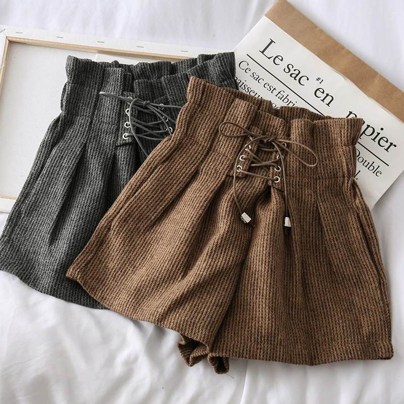

Vintage Drawstring Lace up Shorts Women High Waist Wide leg Shorts Autumn Winter Casual Loose Elastic Waist Corduroy Shorts 2019
