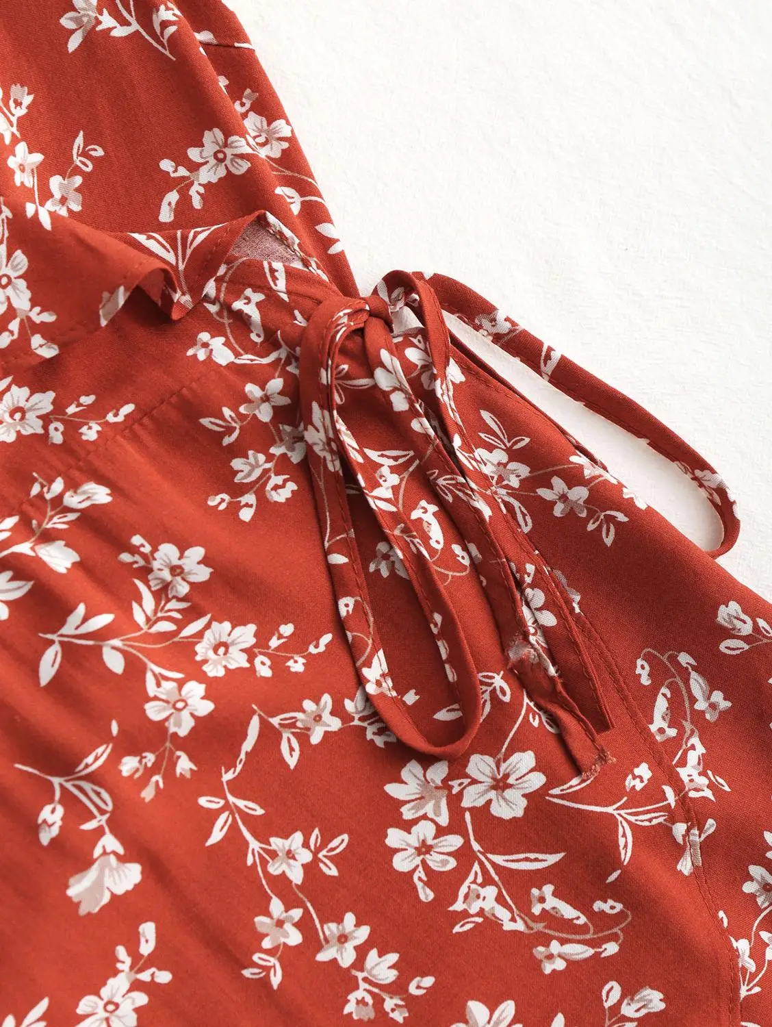 ZAFUL Платье с оборками цветочным принтом Женщины Boho Летнее платье V образным