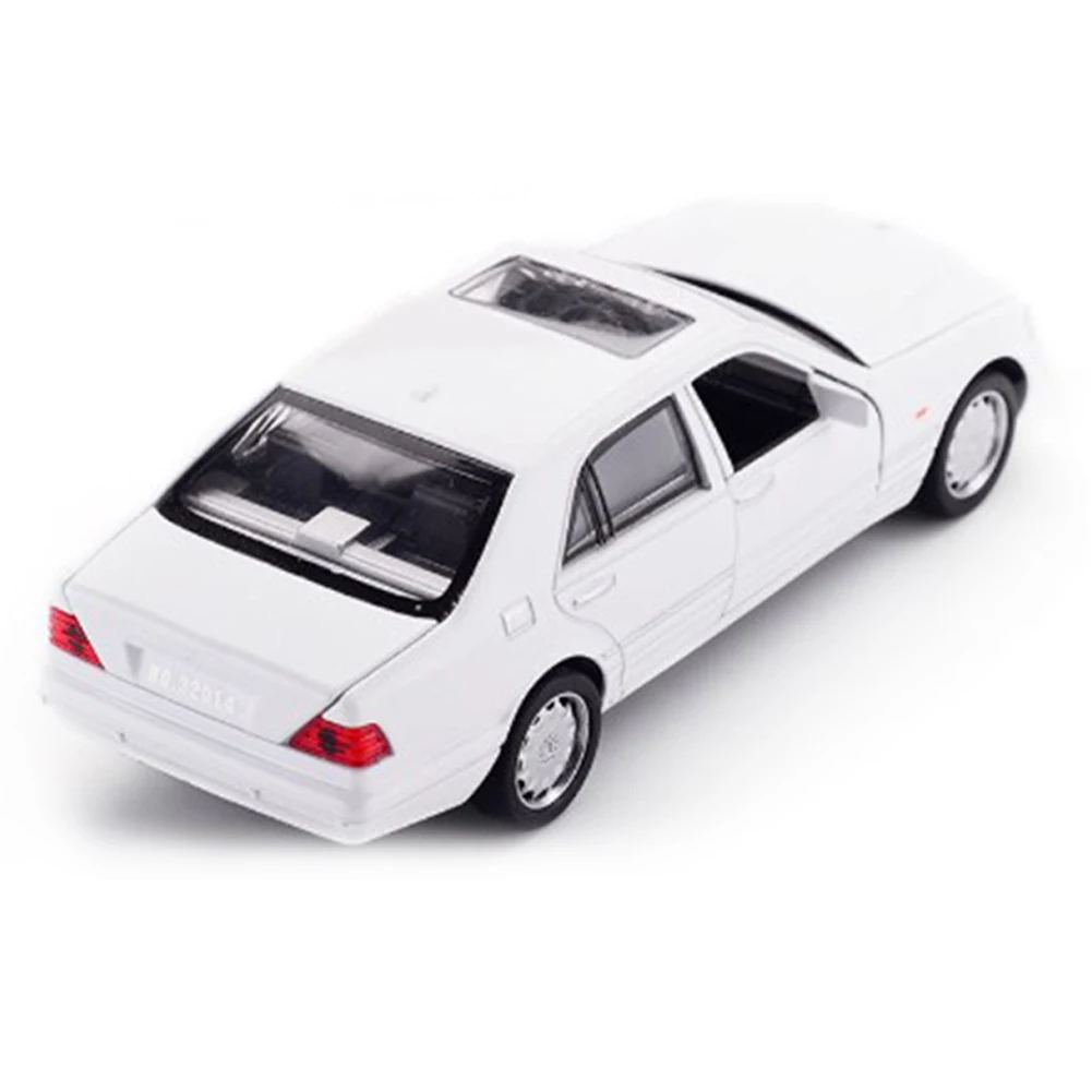 1/32 Diecast Pull Back Open Door Toy Car Hobby Alloy Model Gifts Mini Children Simulated Sound Light Collection Home Decor