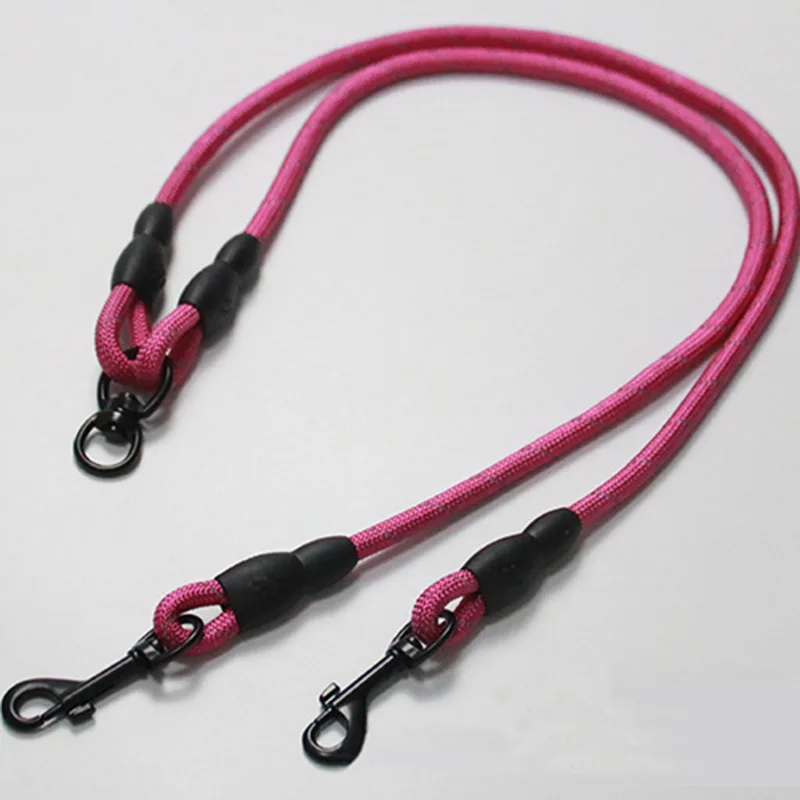 

Two Dog Double-ended Traction Rope Two Pieces Dog One plus Two Distraction Teddy Two Anti-Winding Small Large Dog Dog
