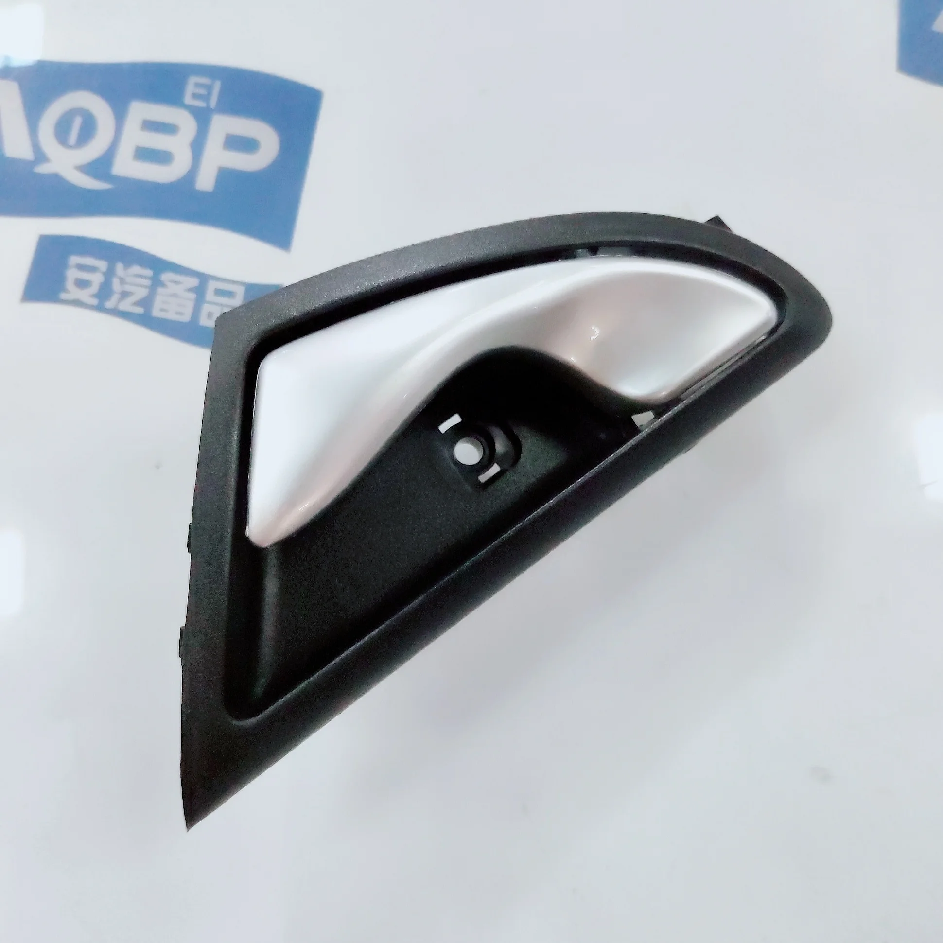 4 части руля автомобиля OE номер 6105230U8010 6105240U8010 6205230U8010 6205240U8010 для JAC J3 Внутренняя крышка ручки двери