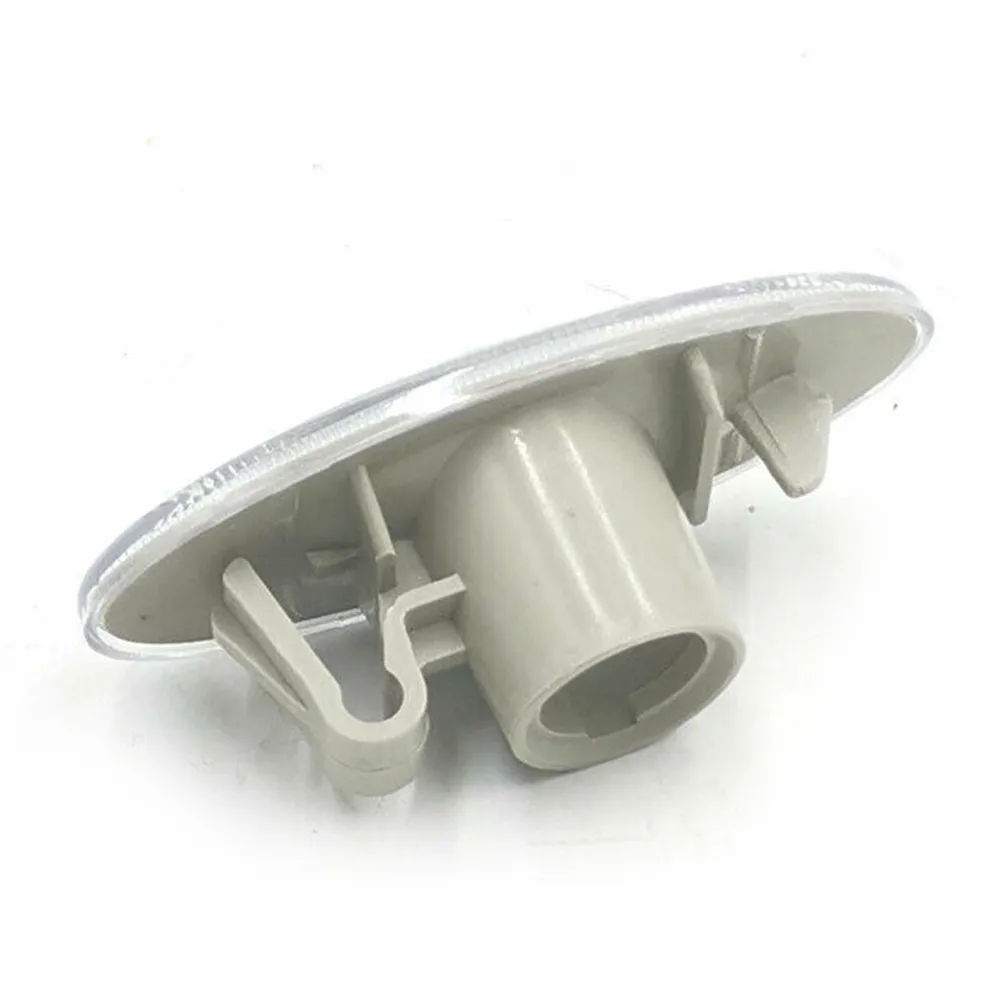 2pcs Car Side Turn Signal Lamp Fender Marker Lights Cover 26160-89900 For Nissan Cube Juke Leaf Note Micra X-TRAIL March