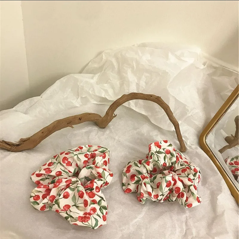 

2020 New Korean Spring Vintage Hair Ornaments Cherry Hair Ring Cute Scrunchie Women's Accessories Headbands