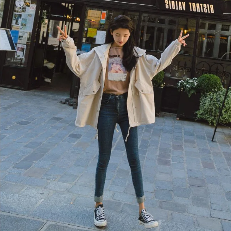 

Photo Shoot Korean-style Simple Beige Hooded Drawstring Waist Hugging Trench Coat Women's Loose-Fit Casual Short-height Workwear
