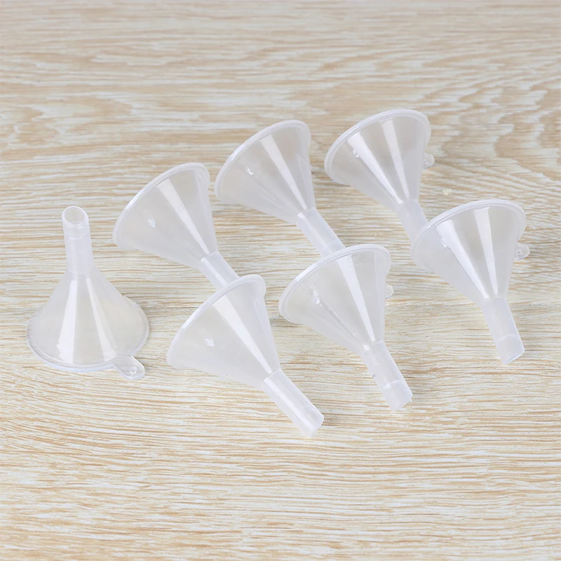 MUB-50Pcs-Lot-Plastic-Mini-Funnels-for-Perfume-Essential-Oil-Liquid-Bottle-Small-Lab-Funnel-Transparent (1)