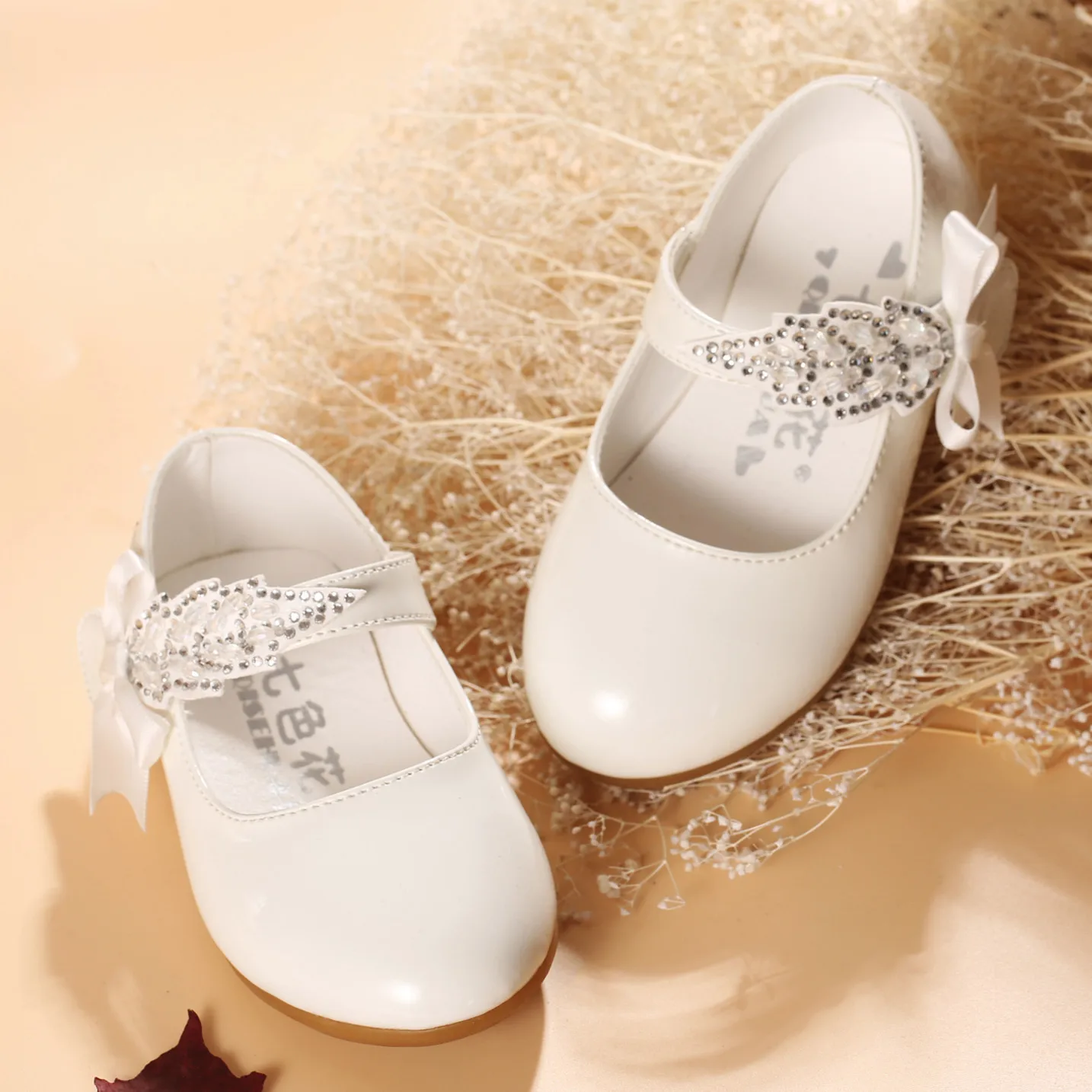 Белые вечерние платья с цветочным узором для маленьких девочек, свадебное платье детская кожаная обувь, школьная обувь для маленьких детей 1, 2, 3, 4, 5, 6 лет