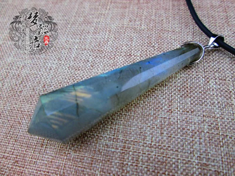 High quality natural rose quar tz moonstone crystal pendant rhombus pendulum pendants 45mm chakra pendule suspension healing 5