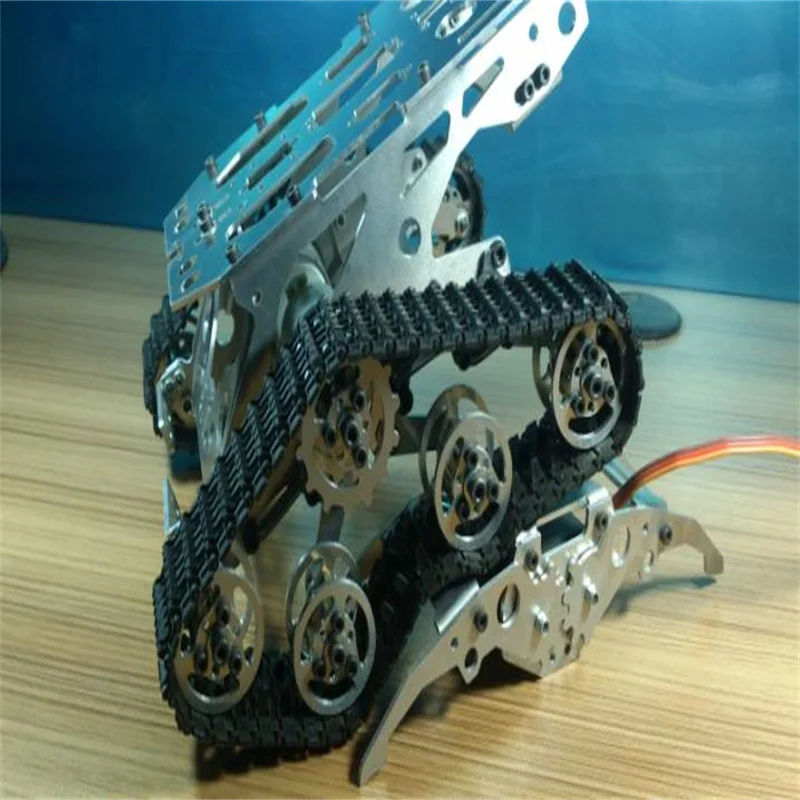 RC Metal Tank Chassis Flexible Damping Golden Robot Tracked Vehicle Chassis Off-road Crawler Caterpillar Mobile Platform