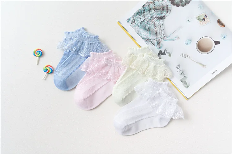 chaussettes pour nouveau style en carillon dentelle pour lot de paires