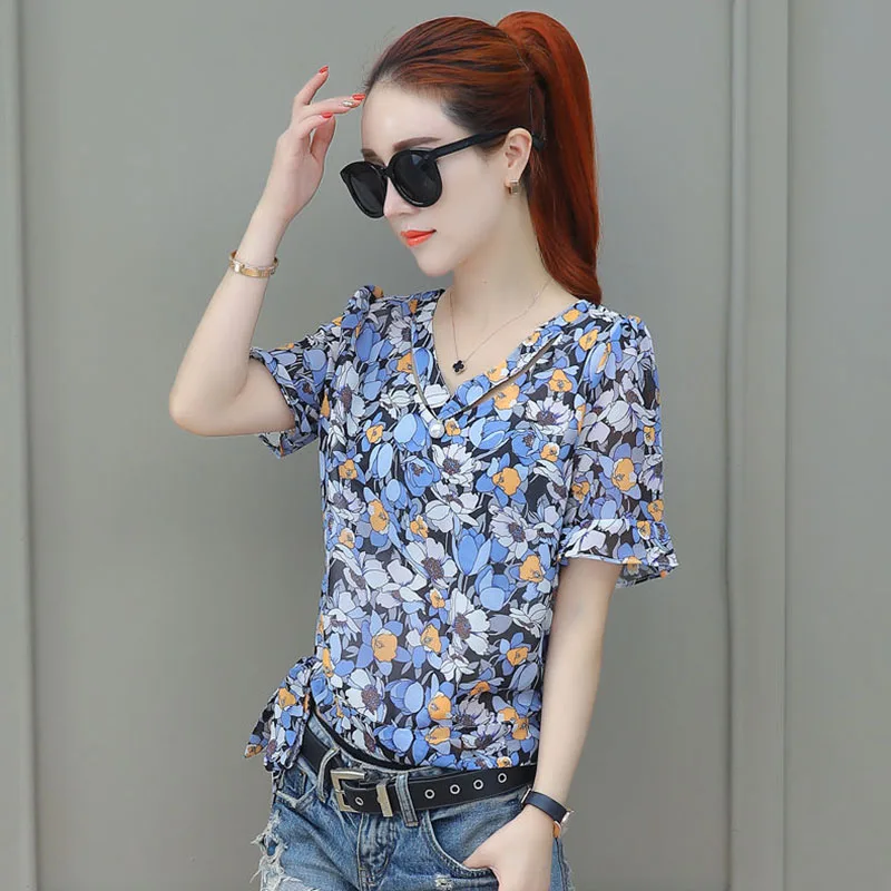 

Women Spring Summer Style Chiffon Blouses Shirts Lady Casual Short Flare Sleeve V-Neck Flower Printed Blusas Tops DF2911