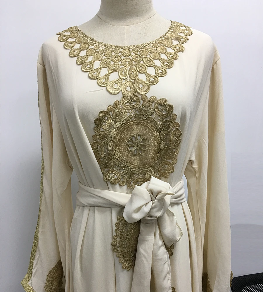 Siskakia Fashion Arabian Long Dress Chic Ethnic Embroidery Abaya Dresses Loose Flare Sleeve Muslim Wears Dubai Robes with Scarf (5)