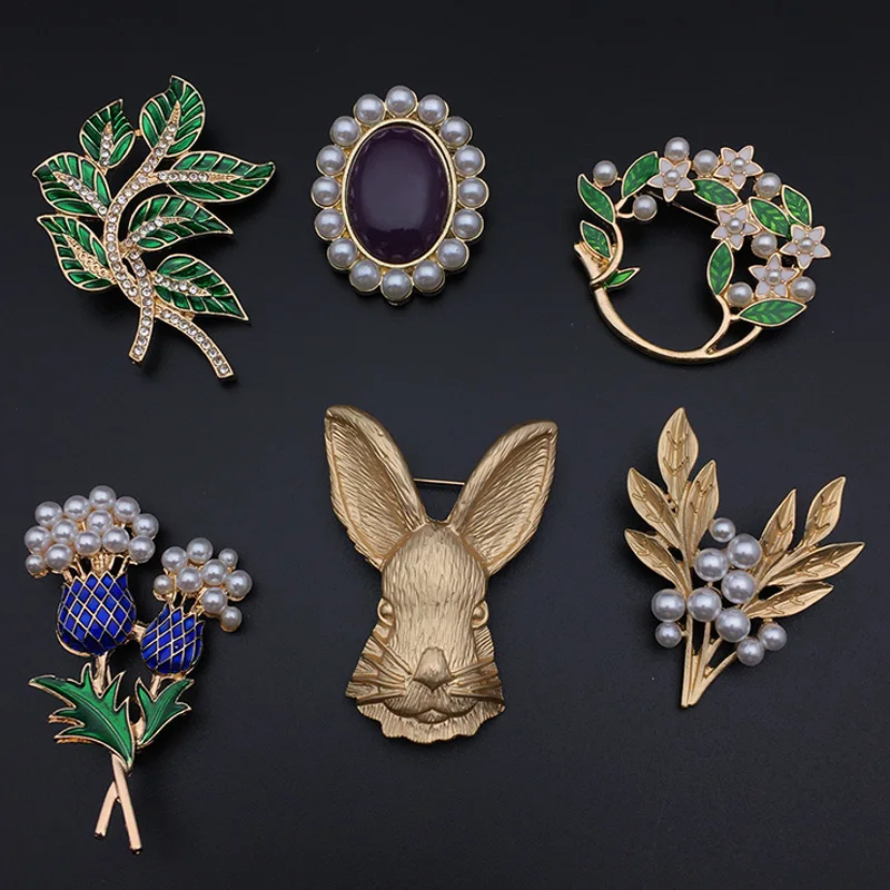 NewBaroqueStyleBroochLiterarySimpleClassicalBroochesForWoman