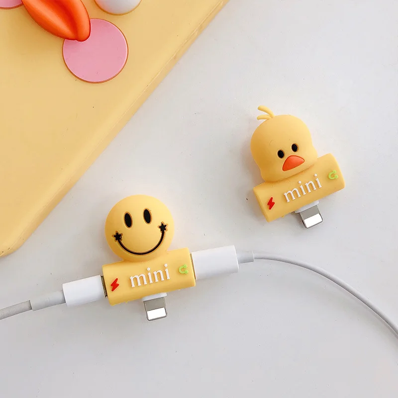 Cute применим к преобразователю кабеля данных наушников Apple во время зарядки(какой одиночный контакт нужен