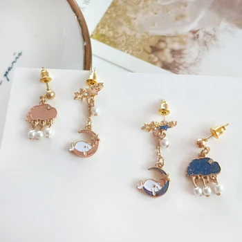 

Timlee E129 New Simple Sweet Cute Cloud Star Moon Cat Imitation Pearl Alloy Asymmetric Drop Earring Popular Jewelry Wholesale