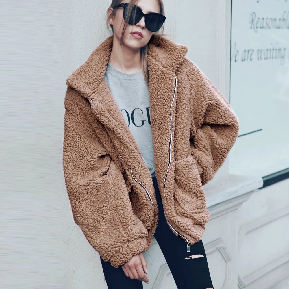 

Faux Fur Coat Women 2019 Autumn Winter Warm Lamb Fur Jacket Female Plush Long Teddy Coat Loose Casual Streetwear With Pockets