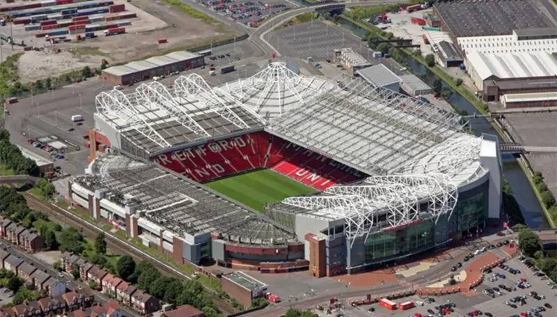 Classic-Jigsaw-Models-The-Red-Devils-Old-Trafford-Club-RU-Competition-Football-Game-Stadiums-DIY-Brick