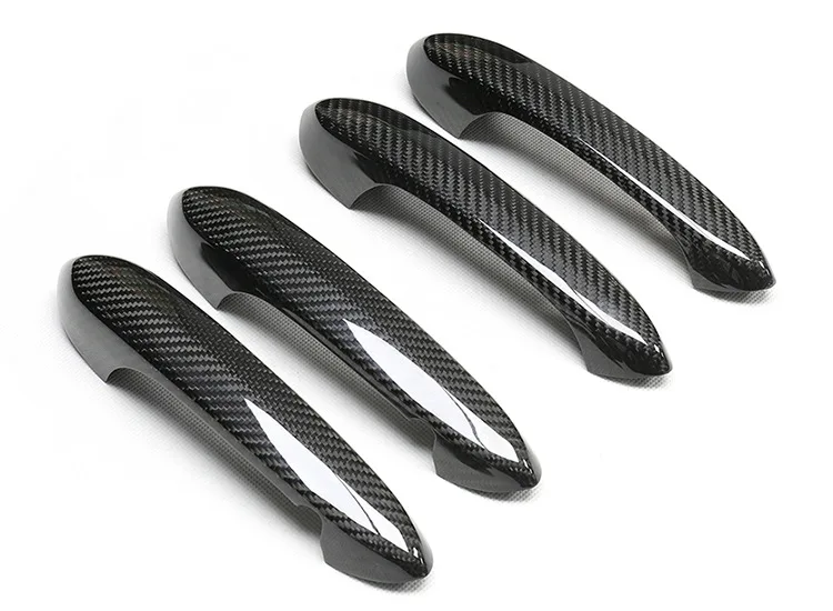 Carbon Fiber дива