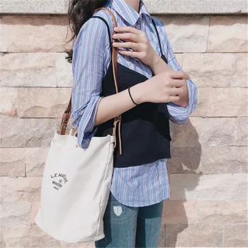 

2020 Spring And Summer New Style Versitile Fashion Lettered Women’s Canvas Handbag PU Strap Large Capacity Shoulder Bag