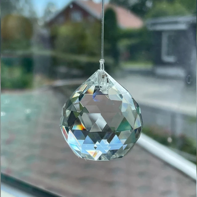 FENG SHUI HANGING CRYSTAL BALL Clear Faceted Sphere Sun Catcher Rainbow  Prism