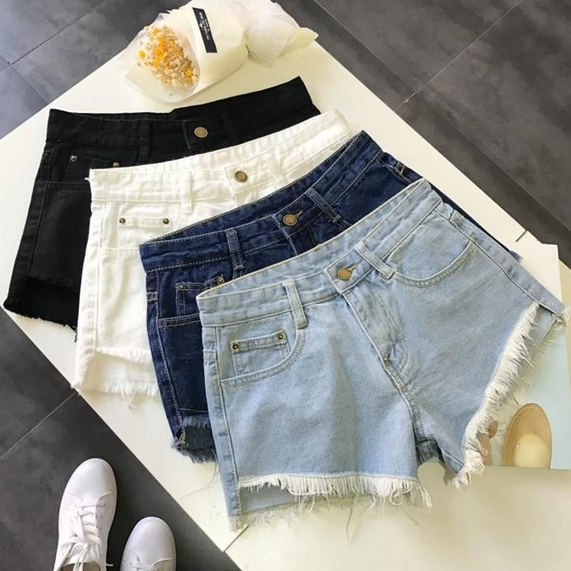 

Shorts Women's Summer 2020 New Korean Loose Fit Student Versatile Chic White Wide Leg Slim High Waist Jeans Hot Pants