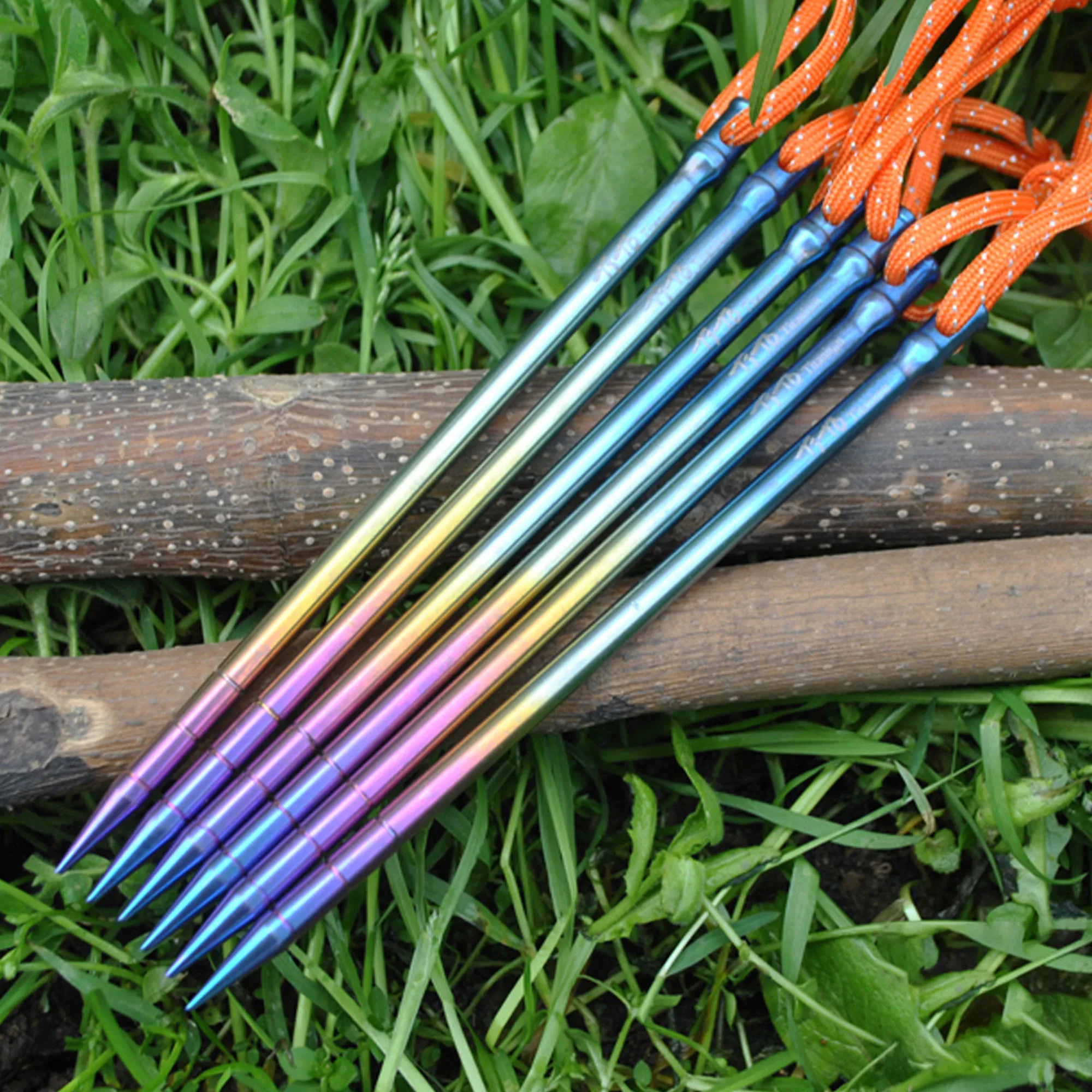 

Titanium Alloy Camping Tent Pegs, Portable Tent Nails for Picnic,Hiking,Backpacking, 6Pcs