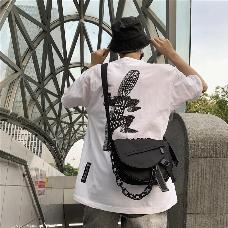 2021 Fashion Simple One-shoulder Messenger Small Square Bag Trendy Cool Ins locomotive Satchel