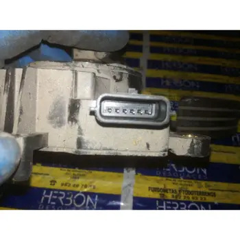 

8200153270 Pedal Accelerator Renault Megane Ii Saloon 3p *
