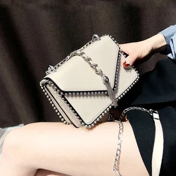 

New fashion rivet single shoulder bag Korean version chain fashion joker cross-body bag small square bag