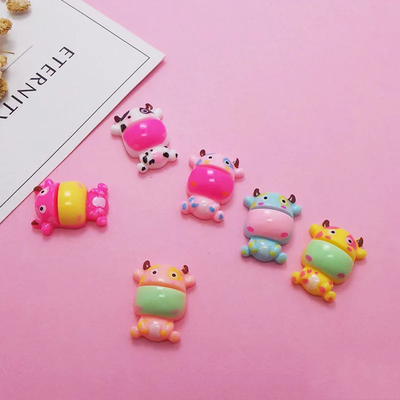 

100Pcs Resin Cartoon cow Decoration Crafts Flatback Cabochon Scrapbooking Fit Hair Clips Embellishments Diy Phone Accessories