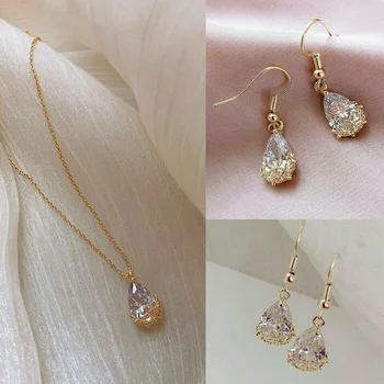 

Necklace Women's Boutique French Romantic Crystal Water Droplet Choker Earrings Simple Elegant Versatile Micro Pave Craft Short