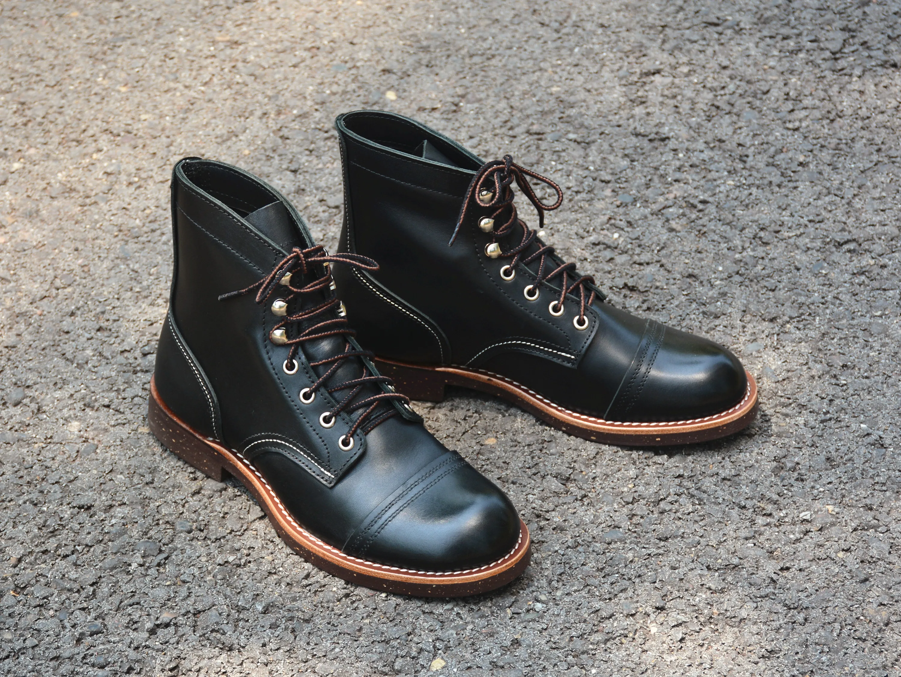 Мужские ботинки в стиле ретро; цвет коричневый, черный; мотоциклетные ботинки ручной работы; Мужская защитная обувь для путешествий, охоты; зимние ботинки