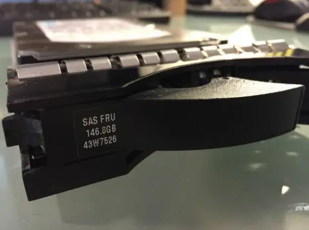 43W7524 43W7526 146G 15K 3 5 дюймов SAS гарантирует новую оригинальную коробку. Обещал