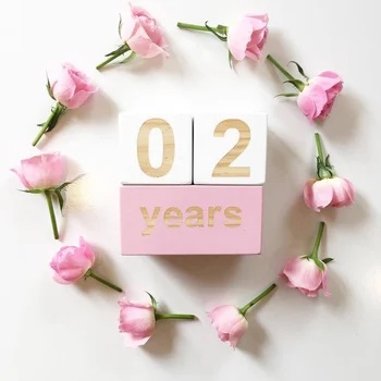 

Remembrance Day Alphanumeric Solid Wood Box Nordic Child Growth Shoot Wooden Block Decoration Three-piece Ornament