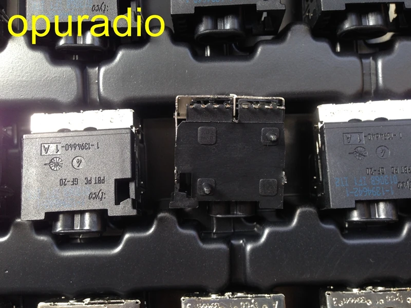 TYCO PBT GF-20 1-1394640-1 MOST optical fiber POF connector for VW Audi (4)