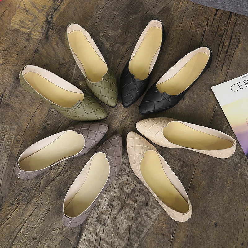 

New spring women's flat shoes with color pointed pointed geometric pattern simple daily lightweight women's casual shoes U25-48