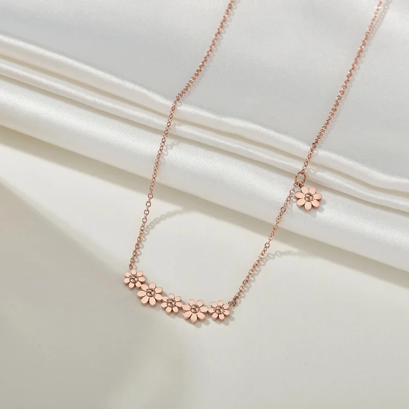 Fashion Butterfly Necklace New Style 