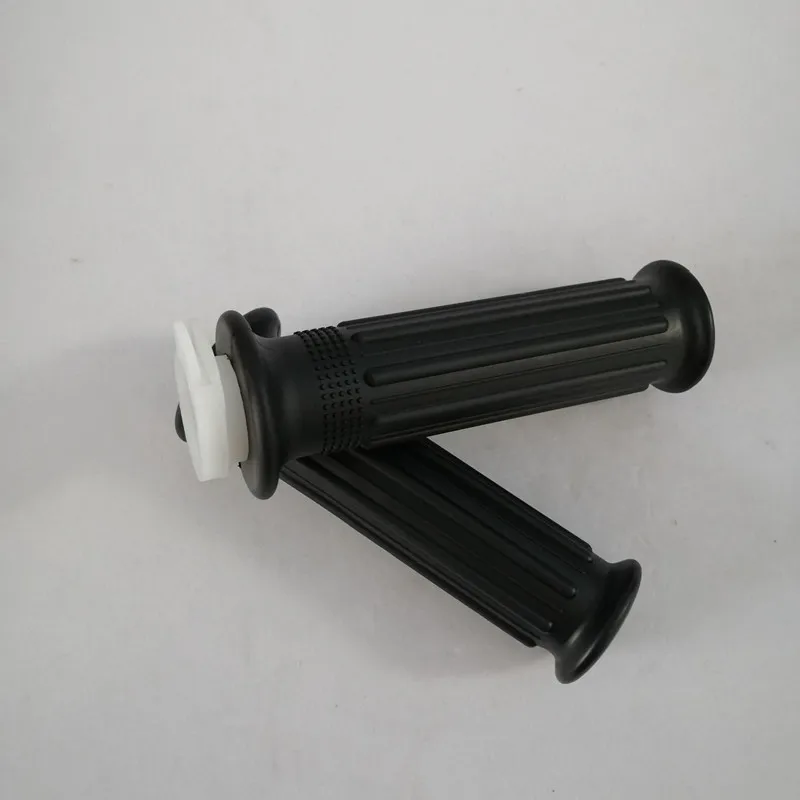 Moto 1 Paio Nero Acceleratore Acceleratore Maniglie Bar Manopole (L + R) Misura Per Yamaha Pw80 Y-Zinger Mx100 Mx80 At1 Cs3 Ct1 Ds