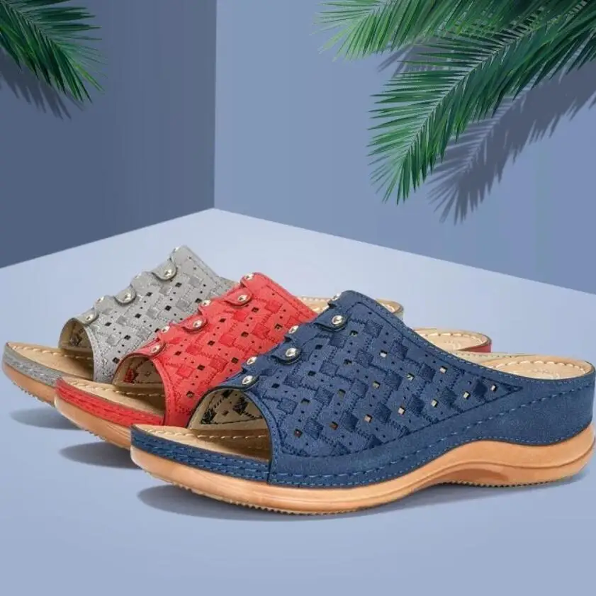 

Fashion Women Slippers Summer Slip on Sandals Shoes Casual Soft Leather Slippers Female Retro Flip Flops Shoes Womens Size35~43