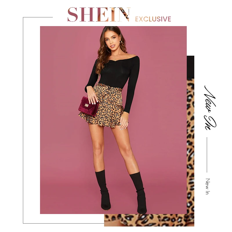 SHEIN черный с открытыми плечами Тонкий облегающий топ женские элегантные футболки осенние с длинным рукавом офисные женские однотонные обтягивающие футболки