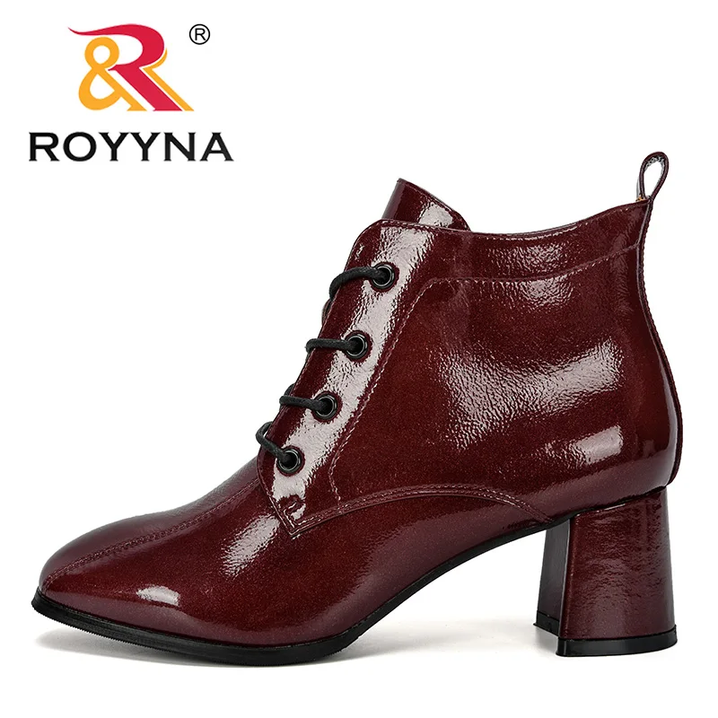 ROYYNA/ г. Новые дизайнерские женские ботинки модная женская обувь на высоком квадратном каблуке пикантные ботильоны осень-зима женские удобные ботинки